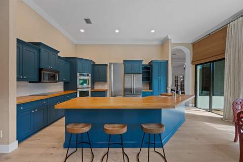 2911 Bent Cypress Road, Wellington FL - photo 8 of 22