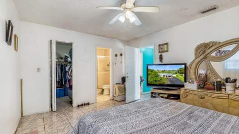 1048 WHITAKER Road, Belle Glade FL - photo 14 of 46