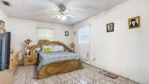 1048 WHITAKER Road, Belle Glade FL - photo 13 of 46
