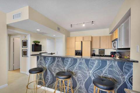 1551 N Flagler Drive #804, West Palm Beach FL - photo 12 of 69