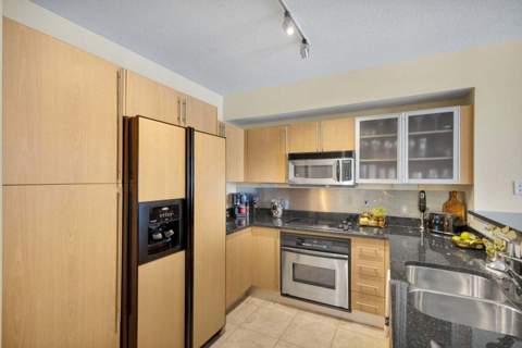 1551 N Flagler Drive #804, West Palm Beach FL - photo 14 of 69