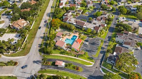 2540 Boundbrook Boulevard #110, Palm Springs FL - photo 11 of 50