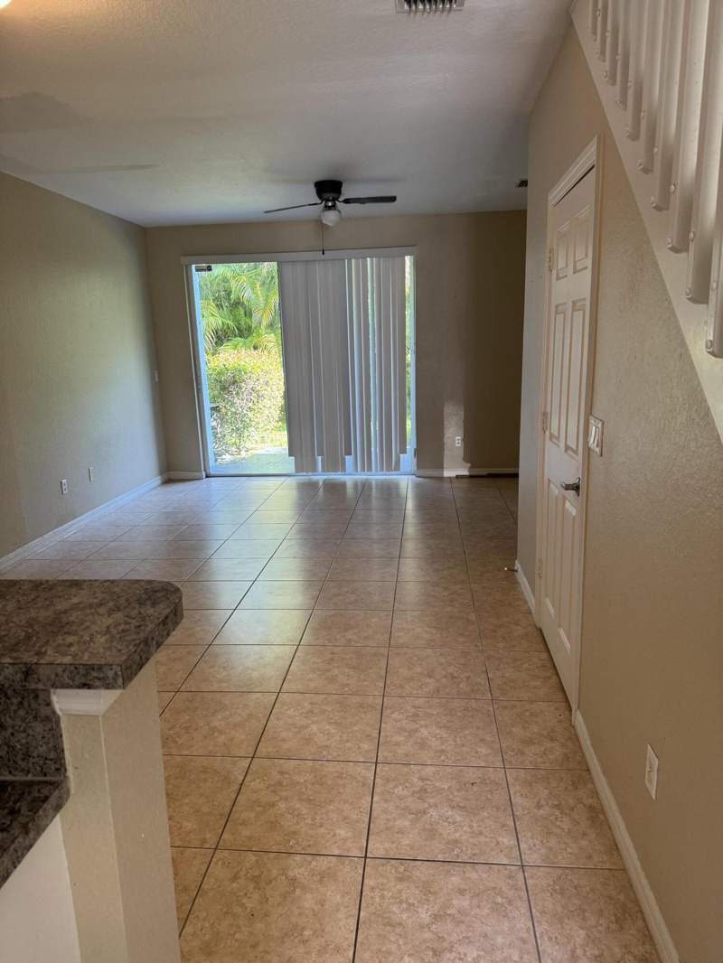 2 bedroom Townhouse at 1992 Alamanda Way, Sonoma Bay, Riviera Beach — photo 5