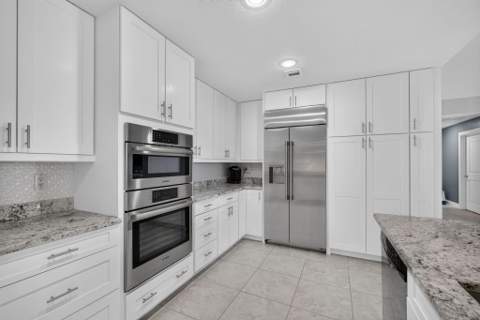 1013 Bay Colony Drive, Juno Beach FL - photo 13 of 46