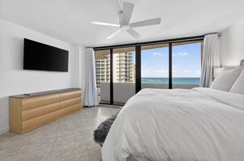 4200 N Ocean Drive #1-1101, Singer Island FL - photo 17 of 36