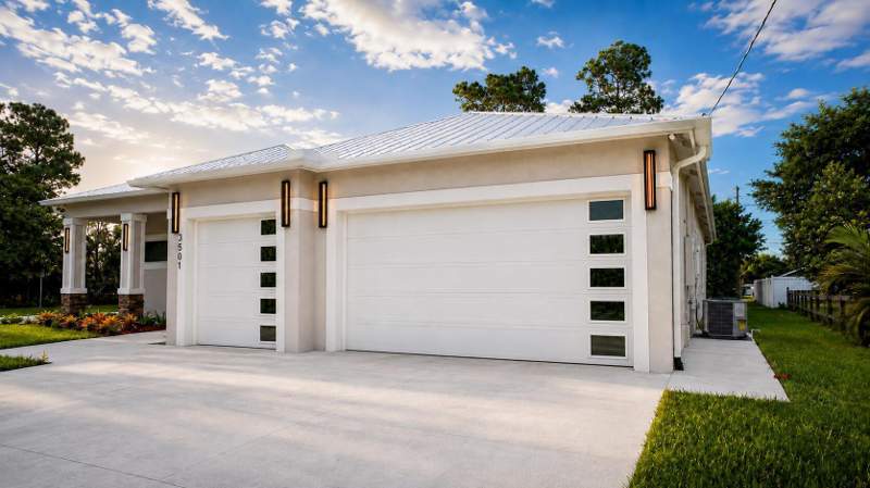 5 bedroom Single Family Residence at 3501 SW Foremost Drive, Port St Lucie Sec 19, Port St. Lucie — photo 2