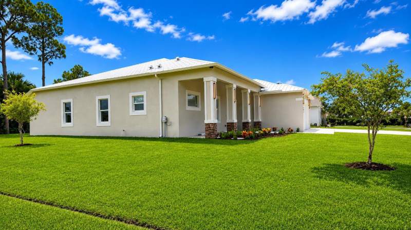 5 bedroom Single Family Residence at 3501 SW Foremost Drive, Port St Lucie Sec 19, Port St. Lucie — photo 3