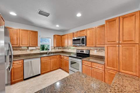 453 NE 1st Street, Pompano Beach FL - photo 13 of 62