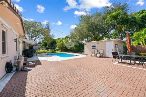 4010 Coral Springs Drive, Coral Springs FL - photo 21 of 25