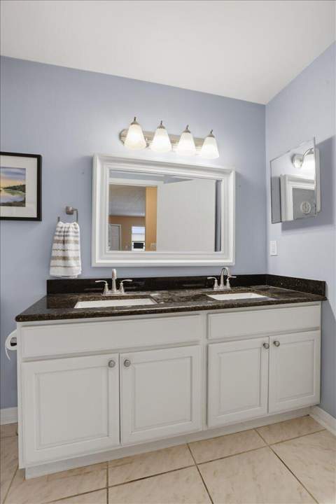 1172 S Drive Circle #B, Delray Beach FL - photo 18 of 22