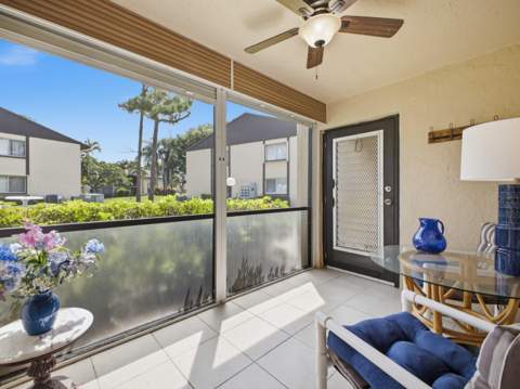 407 Pine Glen Lane #B-1, Greenacres FL - photo 19 of 24