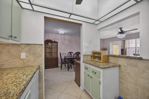 456 Southampton C, West Palm Beach FL - photo 7 of 38