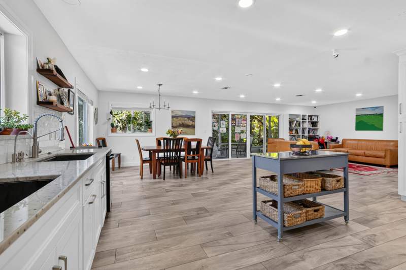 4 bedroom Single Family Residence at 9404 NW 37th Court, Broken Woods Estates, Coral Springs — photo 5