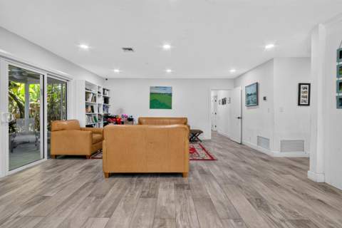 9404 NW 37th Court, Coral Springs FL - photo 13 of 40