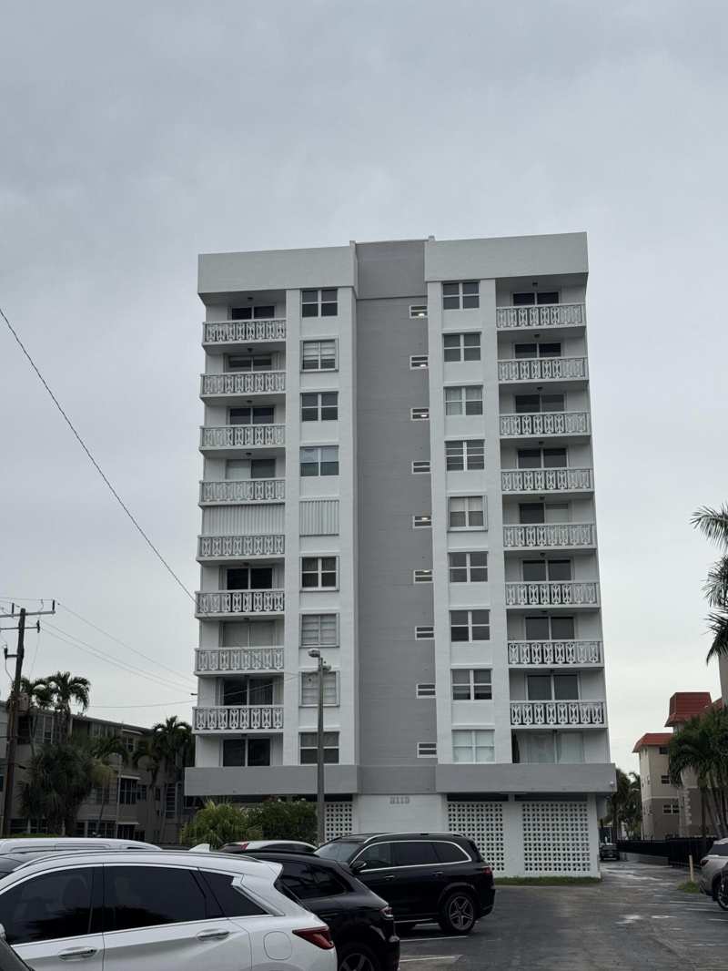 2 bedroom Condominium at 3113 S Ocean Drive #209, Ashleigh House Condo, Hallandale Beach — photo 1