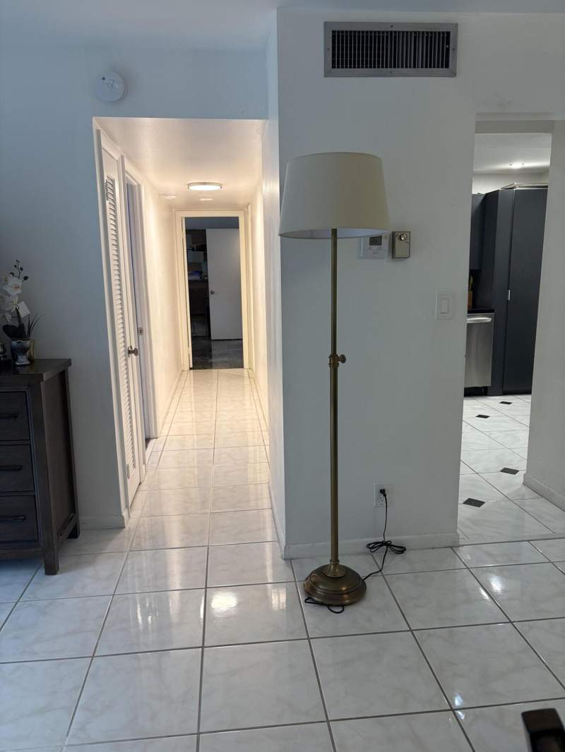 2 bedroom Condominium at 3113 S Ocean Drive #209, Ashleigh House Condo, Hallandale Beach — photo 3