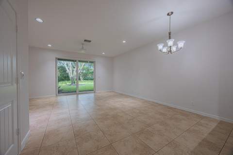 2646 Webb Avenue, Delray Beach FL - photo 8 of 31