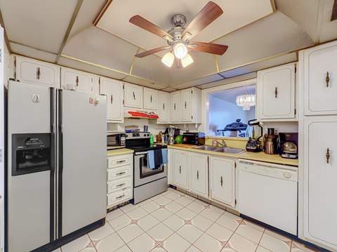 410 NW 68th Avenue #301, Plantation FL - photo 12 of 57