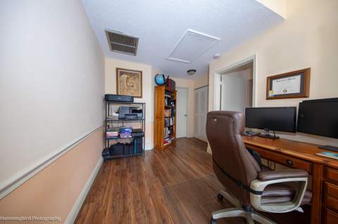 2047 Discovery Circle, Deerfield Beach FL - photo 10 of 26