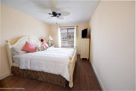 2047 Discovery Circle, Deerfield Beach FL - photo 13 of 26