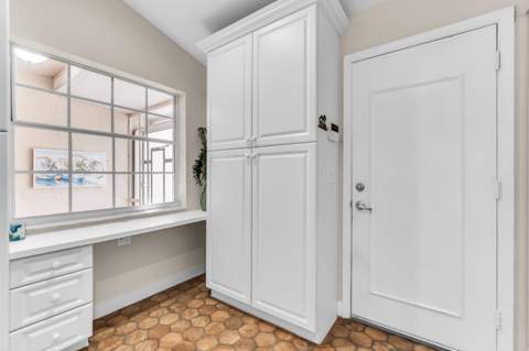 7943 Lake Sands Drive, Delray Beach FL - photo 12 of 40