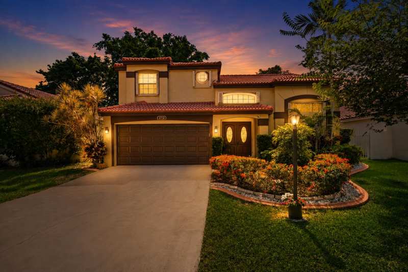 3 bedroom Single Family Residence at 2712 Cayenne Avenue, Embassy Lakes, Cooper City — photo 1