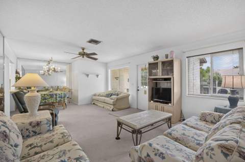 3625 La Aires Court #C-2, Greenacres FL - photo 17 of 46