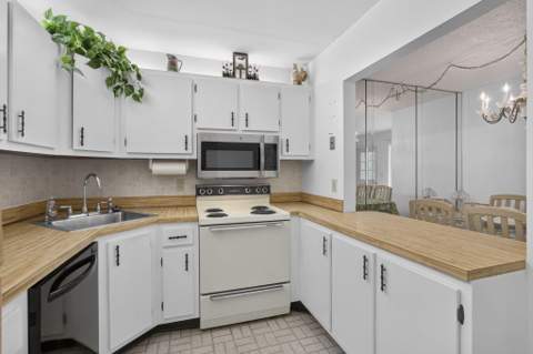 3625 La Aires Court #C-2, Greenacres FL - photo 24 of 46