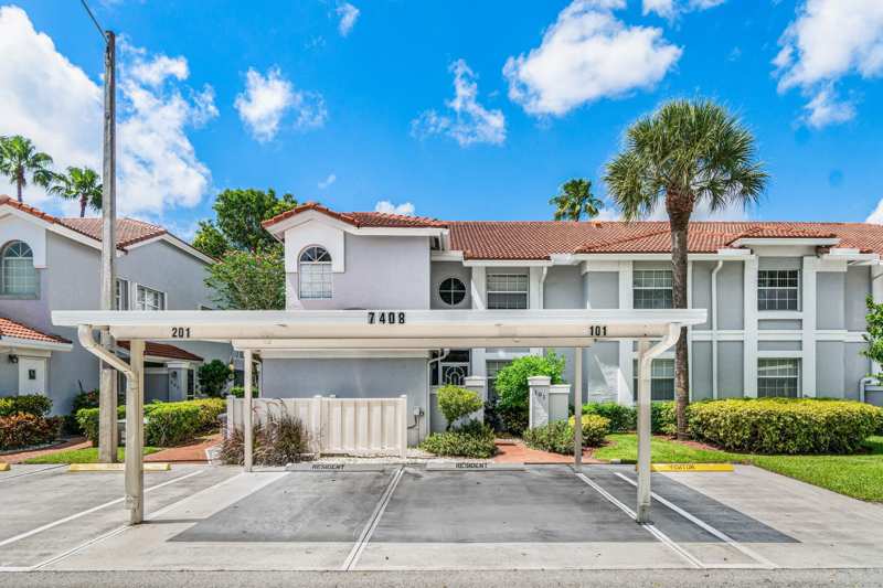 3 bedroom Condominium at 7408 Lake Meadow Way #101, Palm Isles I, II And III Condos, Boynton Beach — photo 1