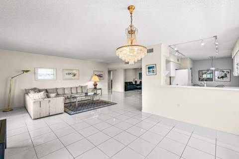 7408 Lake Meadow Way #101, Boynton Beach FL - photo 10 of 54