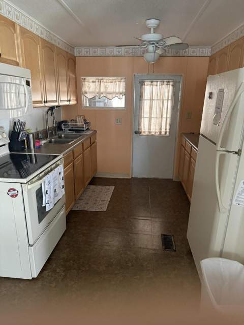 29 Golf Drive, Port St. Lucie FL - photo 7 of 13