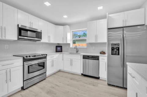 4872 NW 6th Court, Plantation FL - photo 10 of 44