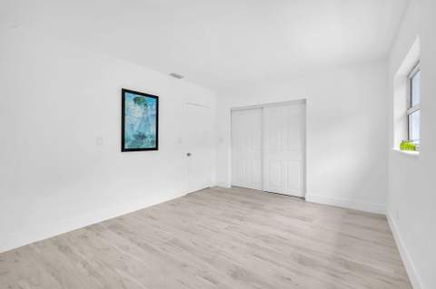 4872 NW 6th Court, Plantation FL - photo 18 of 44