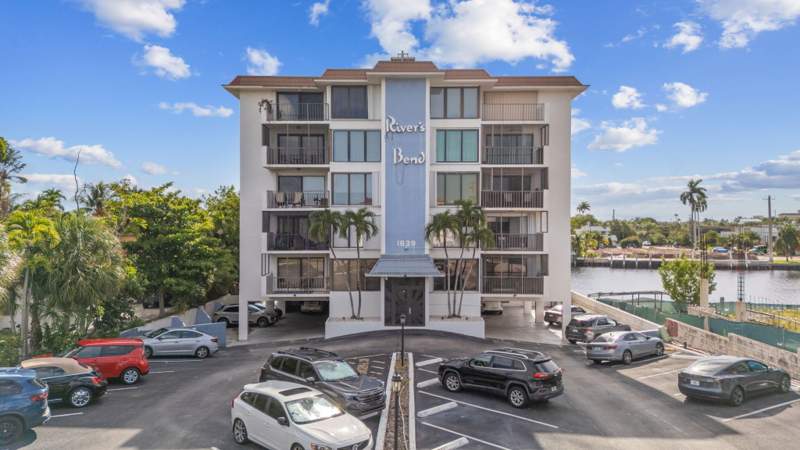 1 bedroom Condominium at 1839 Middle River Drive #501, Rivers Bend Condo, Fort Lauderdale — photo 2
