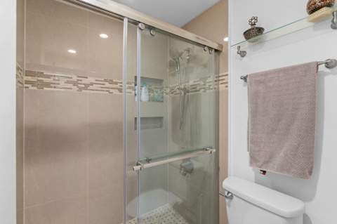 1839 Middle River Drive #501, Fort Lauderdale FL - photo 19 of 34