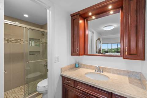 1839 Middle River Drive #501, Fort Lauderdale FL - photo 20 of 34