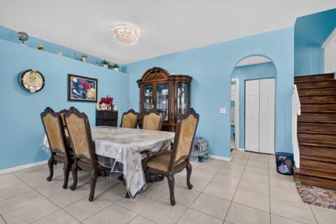 9080 Dupont Place, Wellington FL - photo 7 of 46