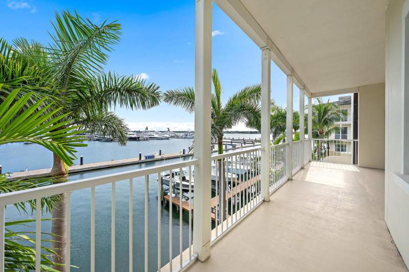 2 bedroom Condominium at 3920 N Flagler Drive #301, Flagler Landing Condo, West Palm Beach — photo 2