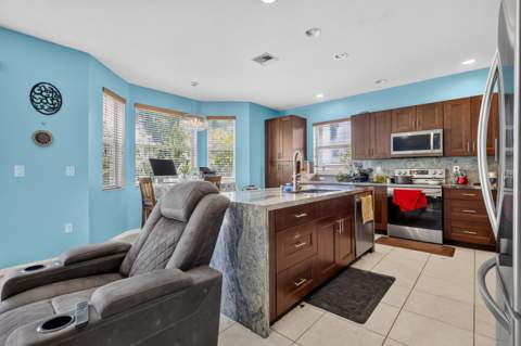 9080 Dupont Place, Wellington FL - photo 16 of 46