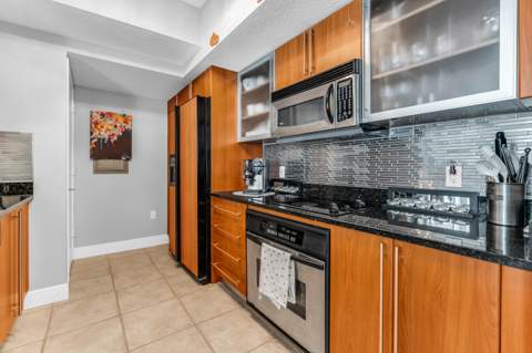 1551 N Flagler Drive #817, West Palm Beach FL - photo 10 of 41