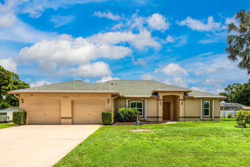 3 bedroom Single Family Residence at 649 NE Horizon Lane, Port St Lucie Section 26, Port St. Lucie — photo 2