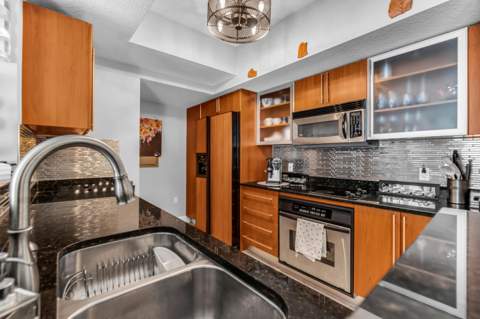 1551 N Flagler Drive #817, West Palm Beach FL - photo 13 of 41