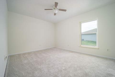 649 NE Horizon Lane, Port St. Lucie FL - photo 12 of 31