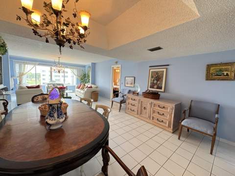 6768 N 10th Avenue #303, Lake Worth FL - photo 19 of 40