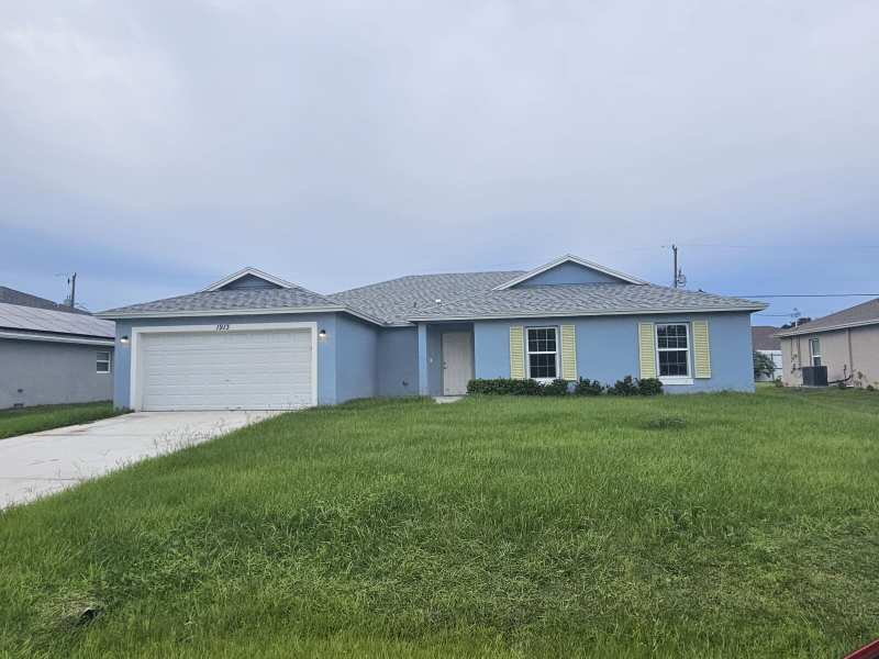 4 bedroom Single Family Residence at 1913 SW Swift Avenue, Port St Lucie Section 11, Port St. Lucie — photo 1