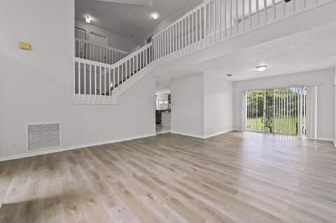 7581 Bristol Bay Lane, Lake Worth FL - photo 6 of 34