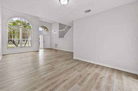 7581 Bristol Bay Lane, Lake Worth FL - photo 7 of 34