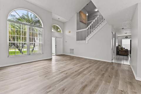 7581 Bristol Bay Lane, Lake Worth FL - photo 8 of 34