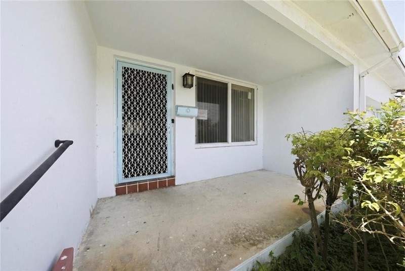 3 bedroom Single Family Residence at 2300 N 57th Terrace, Sheridan Park, Hollywood — photo 4