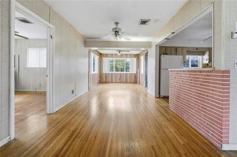 2300 N 57th Terrace, Hollywood FL - photo 6 of 25